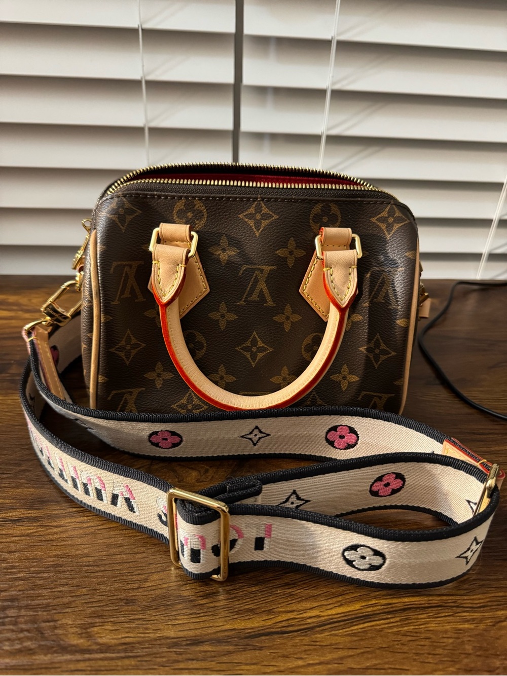 NEW Louis Vuitton Speedy 20 Monogram Canvas Bandouliere Bag LV Nano Crossbody - Picture 8 of 16